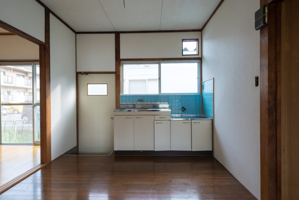 横浜市・対面キッチンで家族がつながるLDK（デモ） 施工前